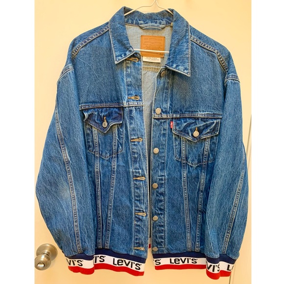 Levi’s Baggy Sport Tape Trucker Denim Jacket - Picture 3 of 4